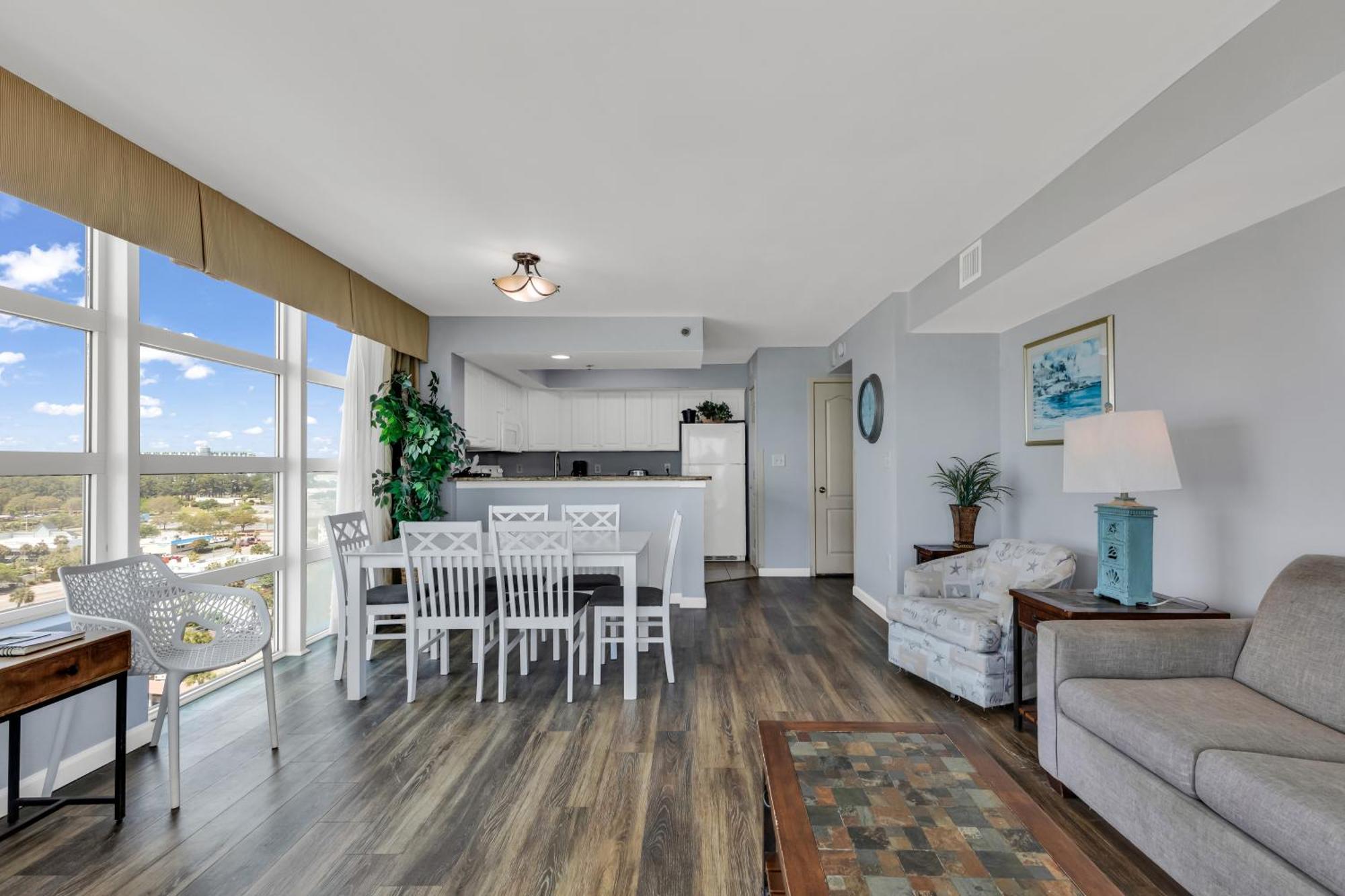 Stunning Condo With Wall-To-Wall Windows Overlooking Ocean เมอร์เทิลบีช ภายนอก รูปภาพ
